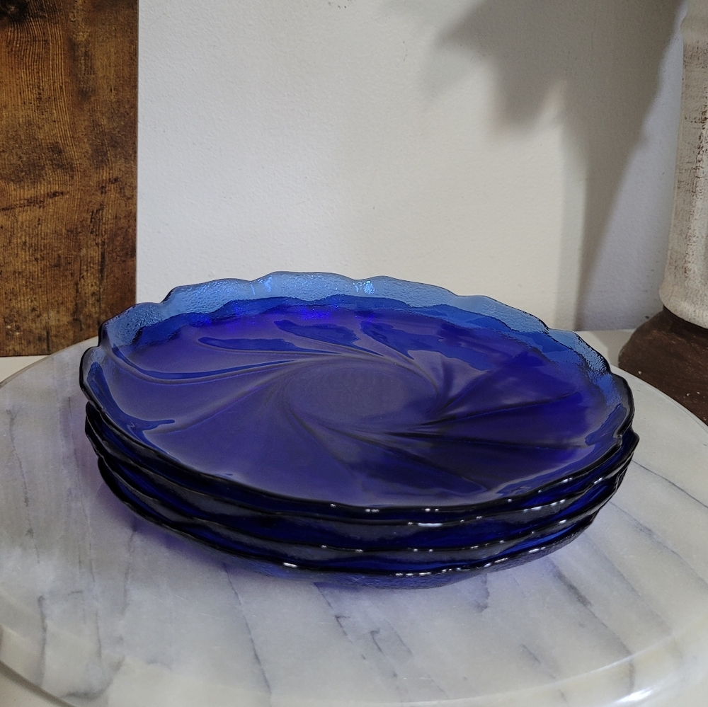 Vintage Arcoroc France Cobalt Blue Plates, Set Of 4